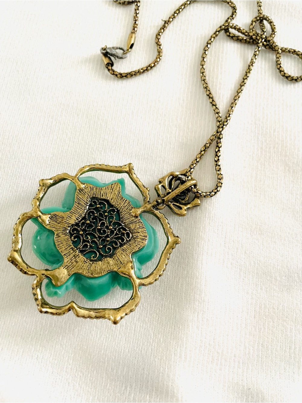 Teal Flower Pendant Necklace - Picture 4 of 7